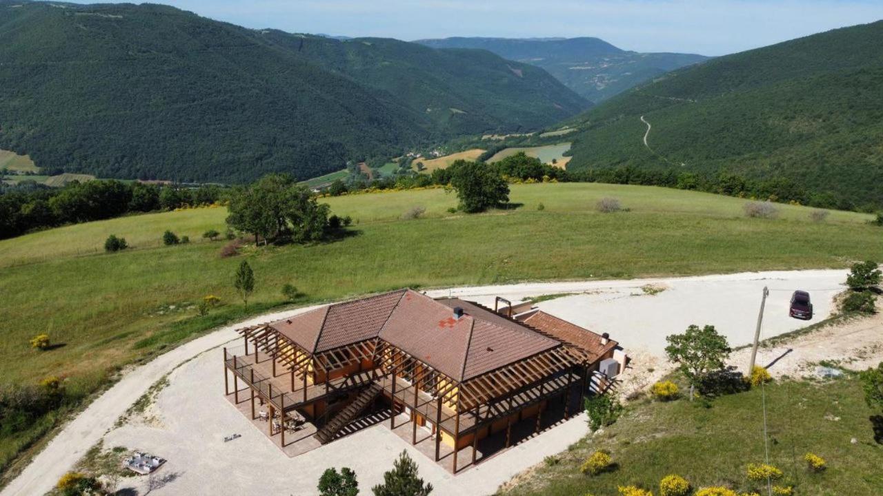 Casale Sienti'N Puo Villa Norcia Luaran gambar